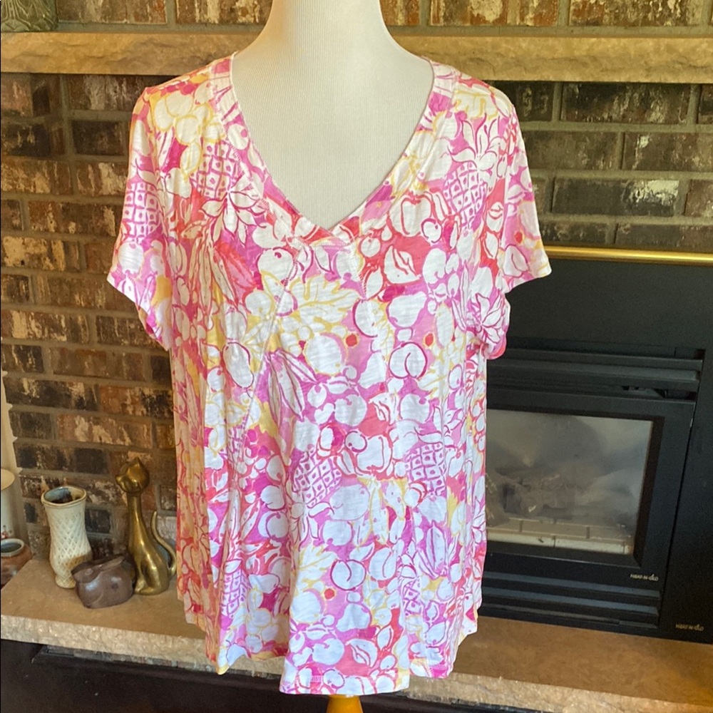 ESCAPE by HABITAT CLOTHES Floral Pink and White Women's Top. Size US XXL.